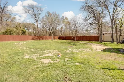Exterior - 2701 Wayside Dr, Bryan, TX 77802 photo 10 of 13