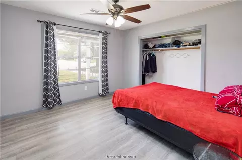 Bedroom - 2701 Wayside Dr, Bryan, TX 77802 photo 2 of 3