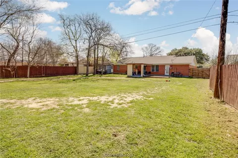 Exterior - 2701 Wayside Dr, Bryan, TX 77802 photo 11 of 13