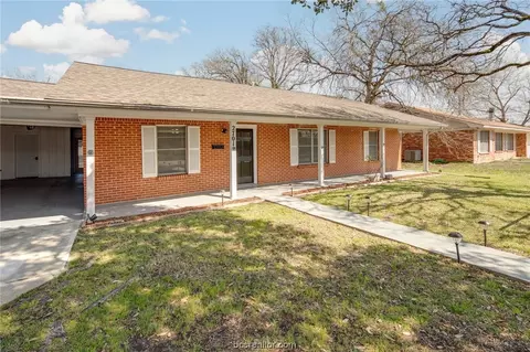 Exterior - 2701 Wayside Dr, Bryan, TX 77802 photo 4 of 13