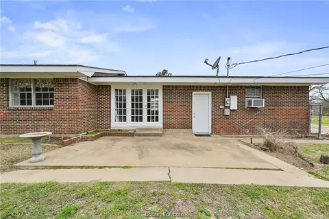Exterior - 807 Esther Blvd, Bryan, TX 77802 photo 6 of 7