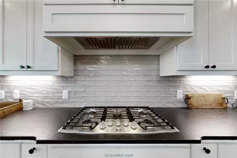 Kitchen - 10332 Whiskey River Rd, Bryan, TX 77808 photo 3 of 3