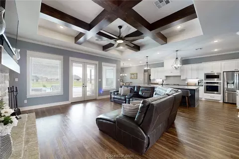Living - 10332 Whiskey River Rd, Bryan, TX 77808 photo 3 of 3