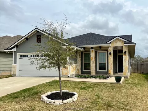 2024 Markley Dr, Bryan, TX 77807