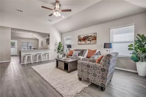 2811 Messenger Way, Bryan, TX 77803 photo 9