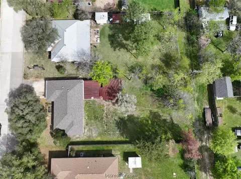 405 May St, Bryan, TX 77802 photo 4