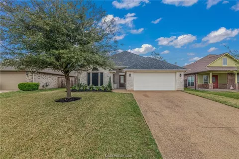 4005 Pomel Dr, College Station, TX 77845