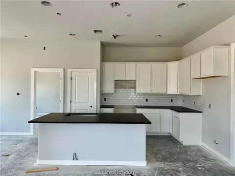 3116 Charge Ln, Bryan, TX 77808 photo 2