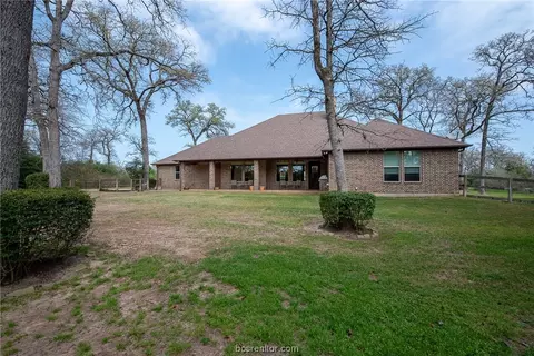 Exterior - 10601 Commonwealth Dr, Iola, TX 77861 photo 4 of 9