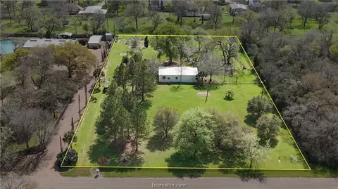 View/Area - 68 Windmill Dr, Hempstead, TX 77445 photo 2 of 9