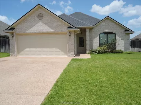 110 Walcourt Loop, College Station, TX 77845