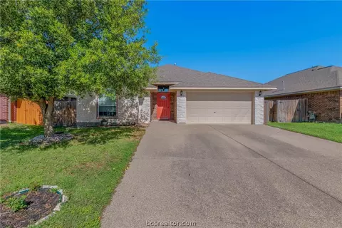 1025 Emerald Dove, College Station, TX 77845