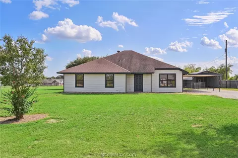 7695 Planters Loop, Bryan, TX 77808