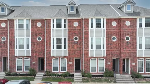 1198 Jones Butler Road 902, College Station, TX 77840