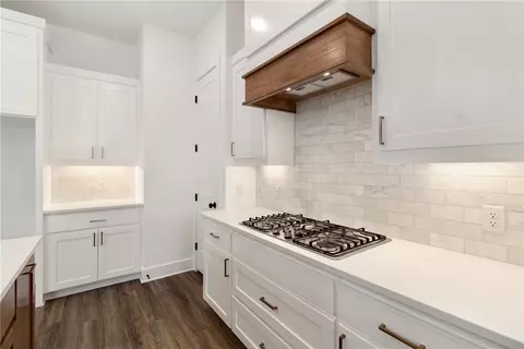 Kitchen - 4757 N Stonecrest Ct, Bryan, TX 77808 photo 3 of 4