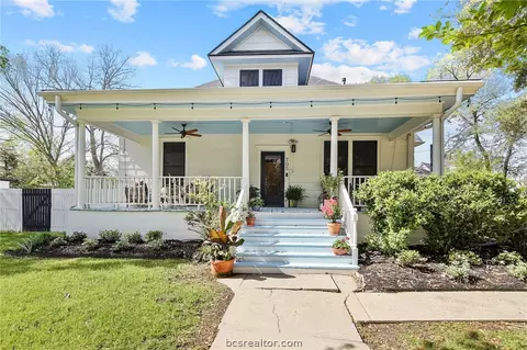 705 E 27th St, Bryan, TX 77803