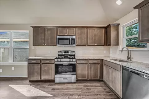 2797 Messenger Way, Bryan, TX 77808 photo 7