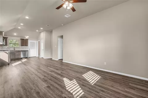 2797 Messenger Way, Bryan, TX 77808 photo 4