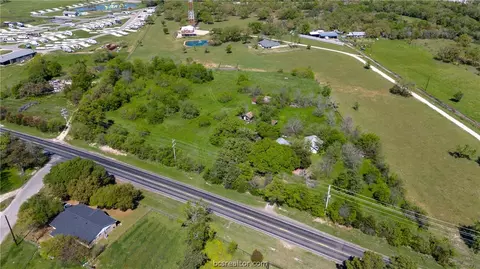 4492 Leonard Rd, Bryan, TX 77807 photo 2