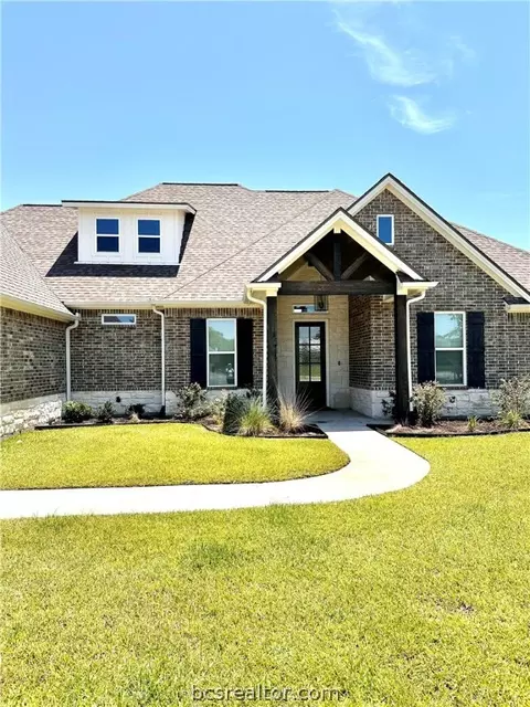Exterior - 3621 Dawn Ct, Bryan, TX 77802 photo 2 of 9