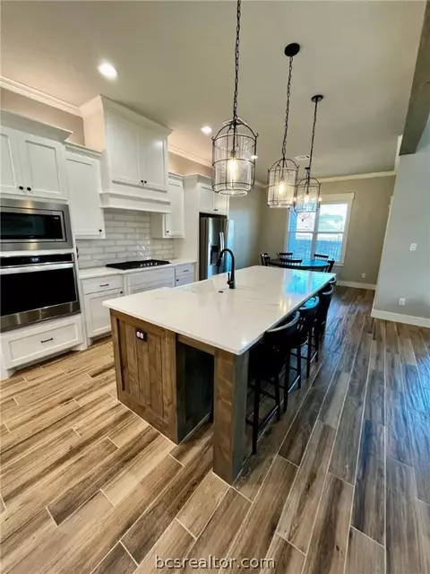 Kitchen - 3621 Dawn Ct, Bryan, TX 77802 photo 3 of 6