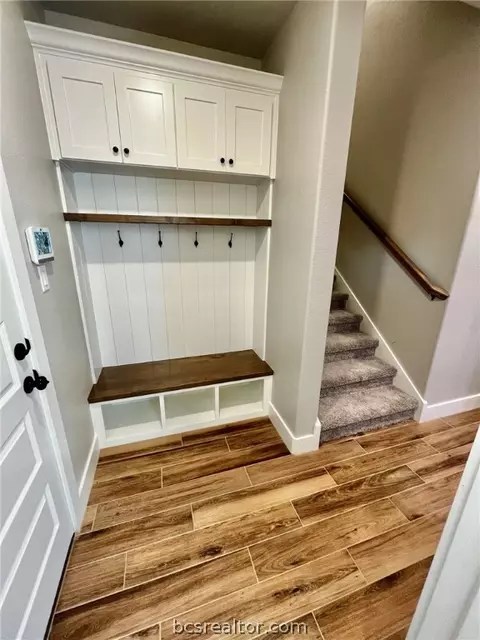 Entry Way - 3621 Dawn Ct, Bryan, TX 77802 photo 3 of 5