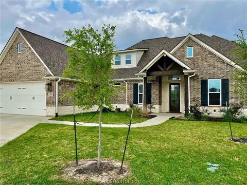 Exterior - 3621 Dawn Ct, Bryan, TX 77802 photo 7 of 9
