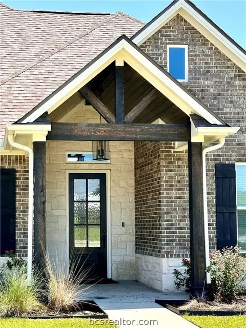 3621 Dawn Ct, Bryan, TX 77802