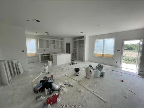 3407 Oklahoma Ave, Bryan, TX 77803 photo 2