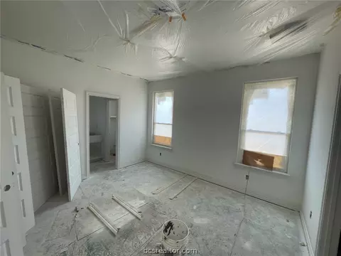 3407 Oklahoma Ave, Bryan, TX 77803 photo 3