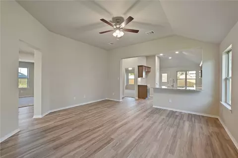2812 Messenger Way, Bryan, TX 77803 photo 2