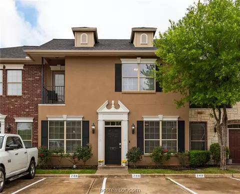 248 Forest Dr, College Station, TX 77840