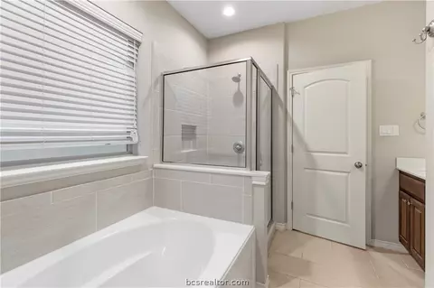 2111 Mountain Wind Loop, Bryan, TX 77807 photo 16