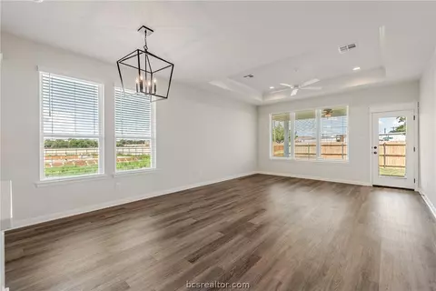 2804 Messenger Way, Bryan, TX 77803 photo 10