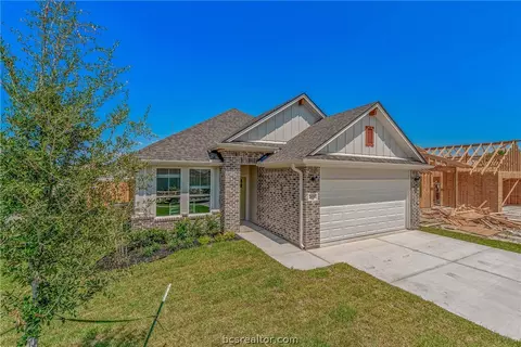 2804 Messenger Way, Bryan, TX 77803 photo 3