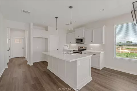 2804 Messenger Way, Bryan, TX 77803 photo 7