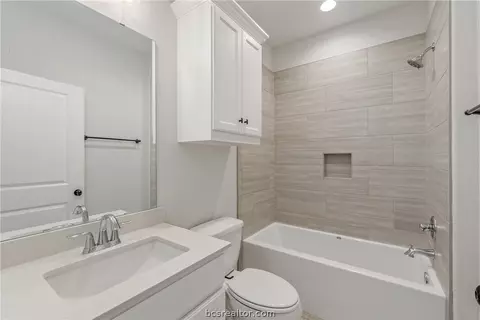 2804 Messenger Way, Bryan, TX 77803 photo 15