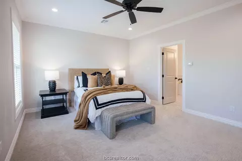 2920 Spector Dr, Bryan, TX 77808 photo 9