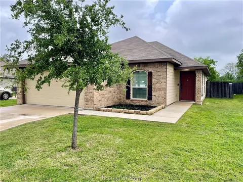 2554 Elkhorn, Bryan, TX 77803