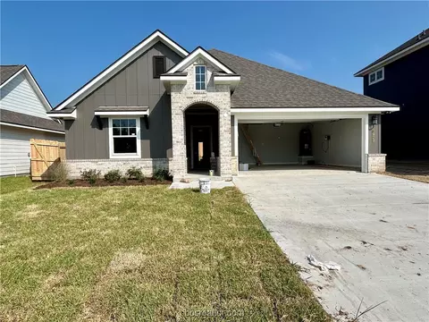 1923 Pinemont View Dr, Bryan, TX 77807