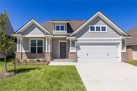 3117 Charge Ln, Bryan, TX 77808