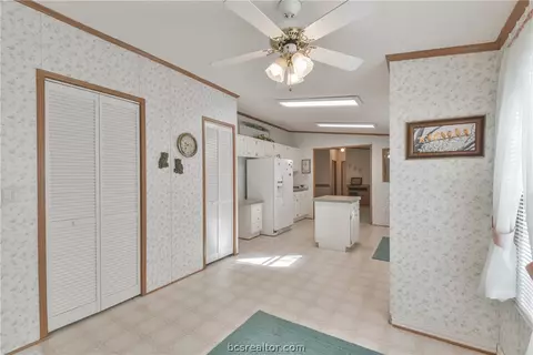 11154 Hillcrest Dr, Conroe, TX 77303 photo 16