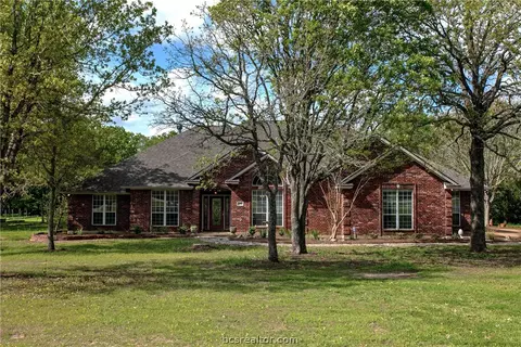 10552 Deer Run, College Station, TX 77845