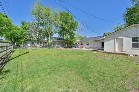 1204 Garden Ln, Bryan, TX 77802 photo 20