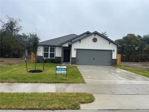 1807 Rubicon Ct, Caldwell, TX 77836