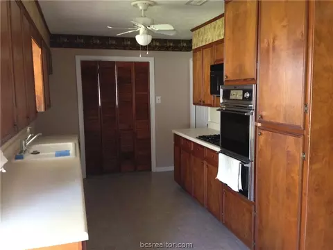 1107 Sage Ave, Bryan, TX 77803 photo 7
