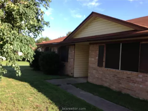 1107 Sage Ave, Bryan, TX 77803 photo 2