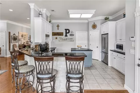 Kitchen - 9450 Deep Well Rd, Bryan, TX 77808 photo 1 of 5