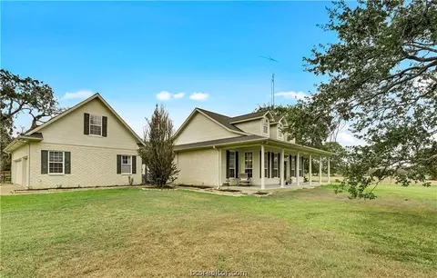 Exterior - 9450 Deep Well Rd, Bryan, TX 77808 photo 2 of 12
