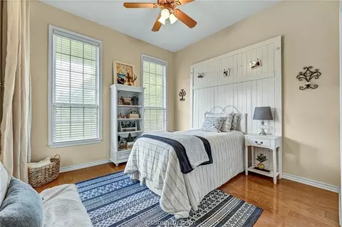 Bedroom - 9450 Deep Well Rd, Bryan, TX 77808 photo 3 of 5